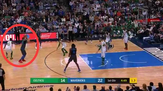  东契奇三分绝杀掀翻掘金主场  